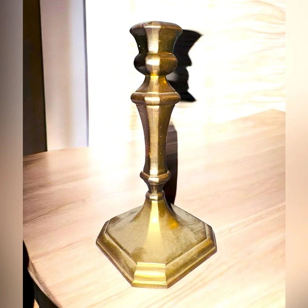 VINTAGE INDIA BRASS CANDLE HOLDER/STICK - Picture 1 of 5